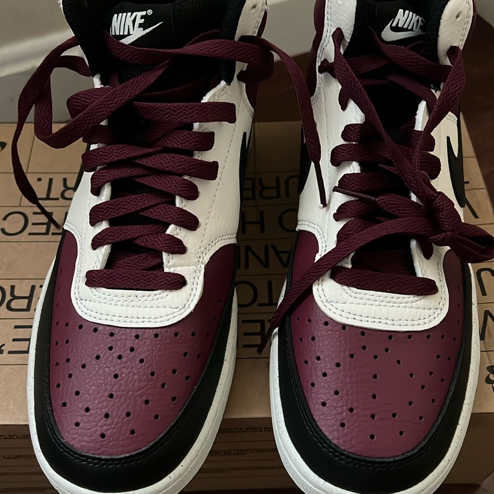 Nike Court Vision Mid
